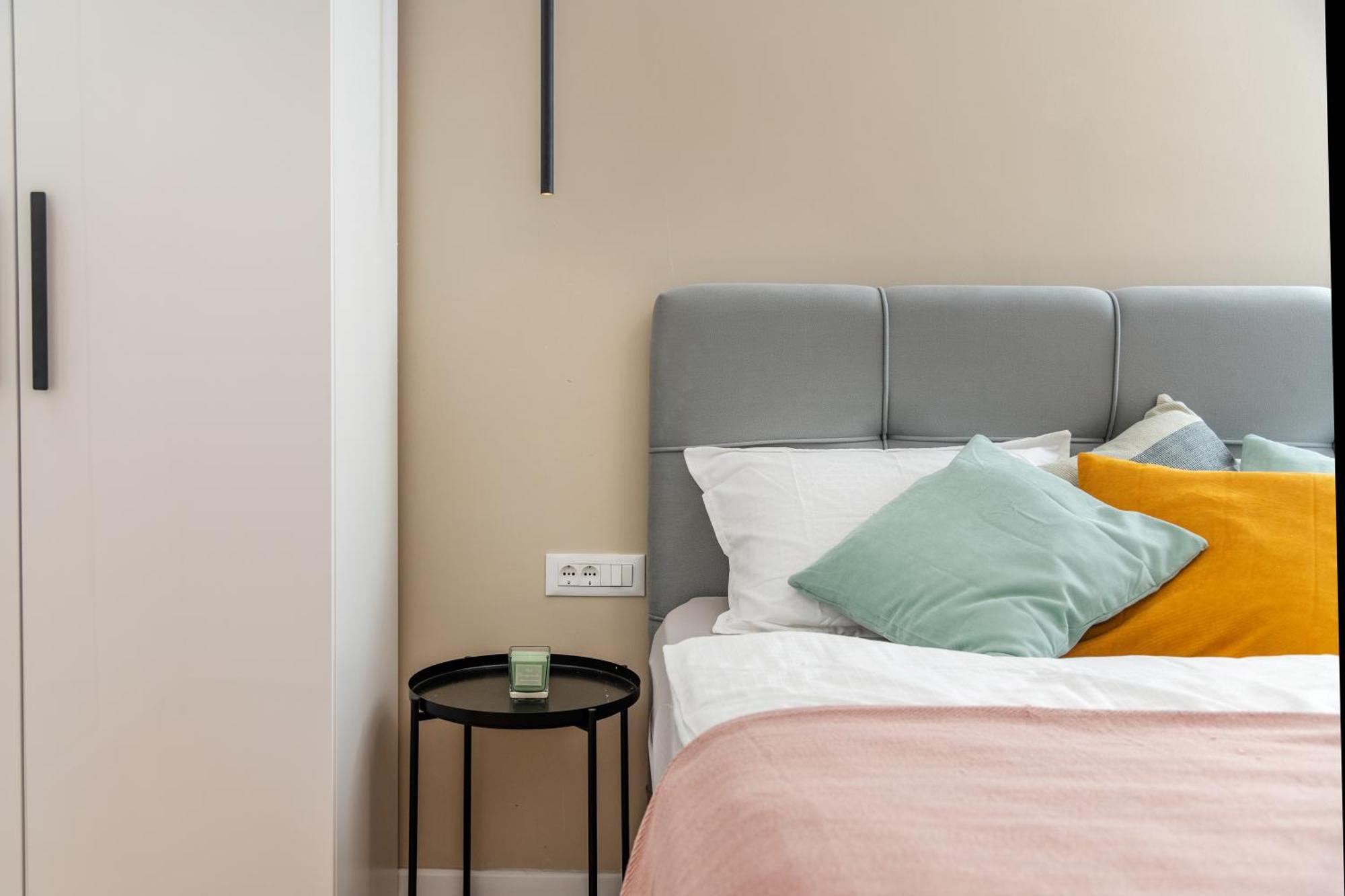 Cro.Lo Modern Retreat Apartment สปลิท ภายนอก รูปภาพ